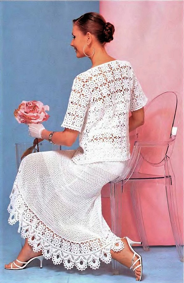 вязаный костюм крючком